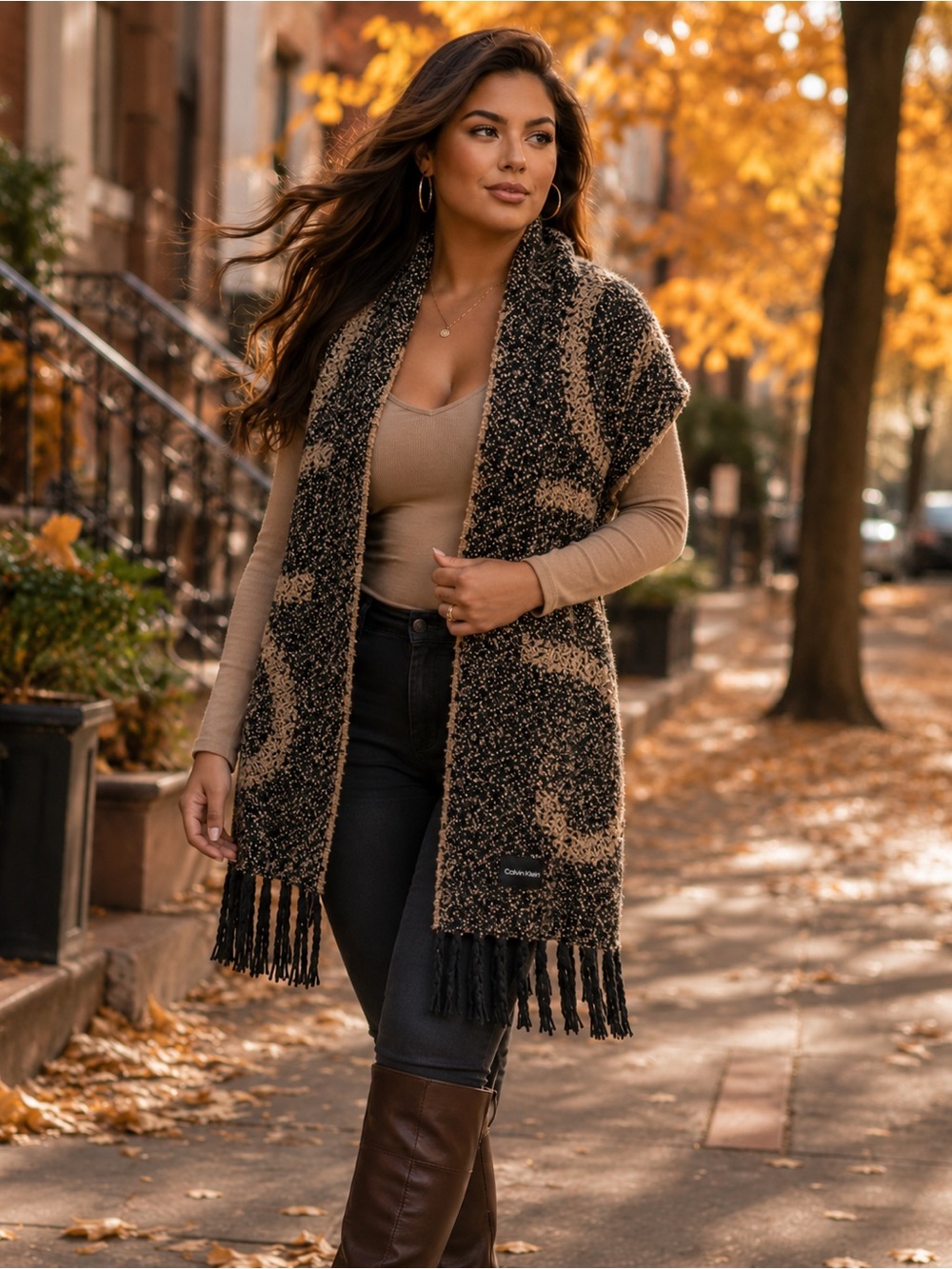 Calvin Klein NWOT oversized Logo Knit Scarf Shawl Wrap Brown Fringe | Fall